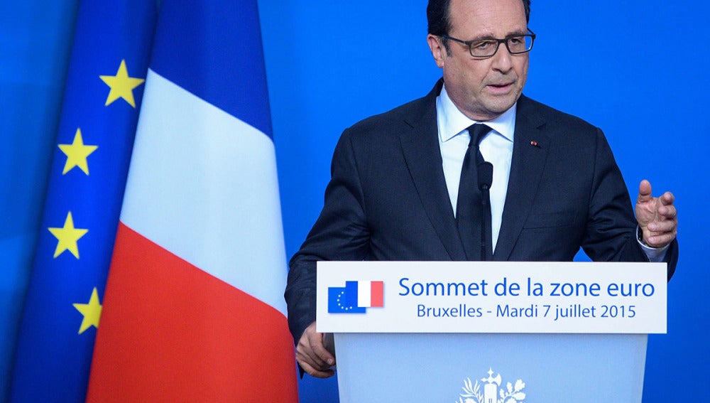 Hollande declara que el programa de Grecia es "serio y creible"