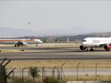 Vista general de la T-4 del aeropuerto Adolfo Suárez Madrid-Barajas. Vista general de la T-4 del aeropuerto Adolfo Suárez Madrid-Barajas.