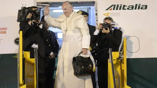 El Papa vuelve de sudamérica El Papa vuelve de sudamérica
