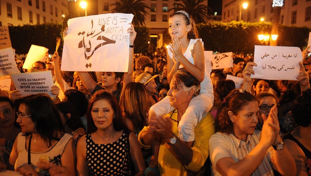 Ciudadanas marroquíes en una protesta contra el arresto