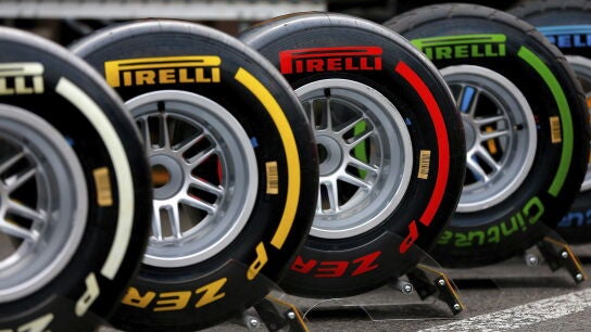 Varios neum&aacute;ticos fabricados por la empresa Pirelli