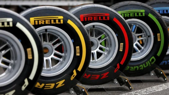 Varios neumáticos fabricados por la empresa Pirelli Varios neumáticos fabricados por la empresa Pirelli