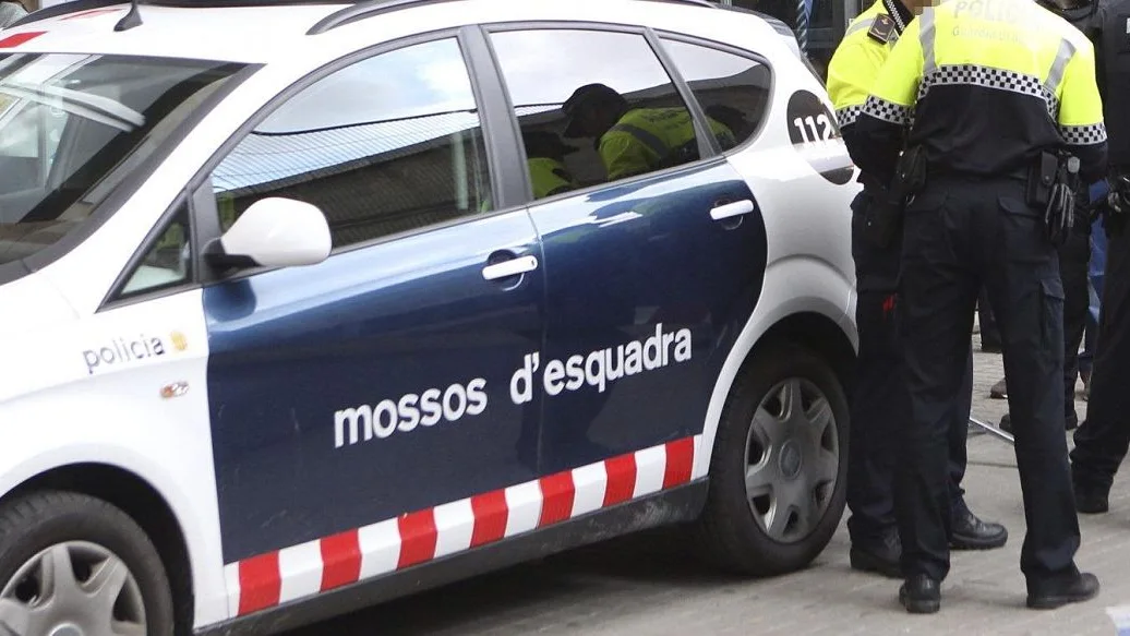 Mossos d'Esquadra Mossos d'Esquadra
