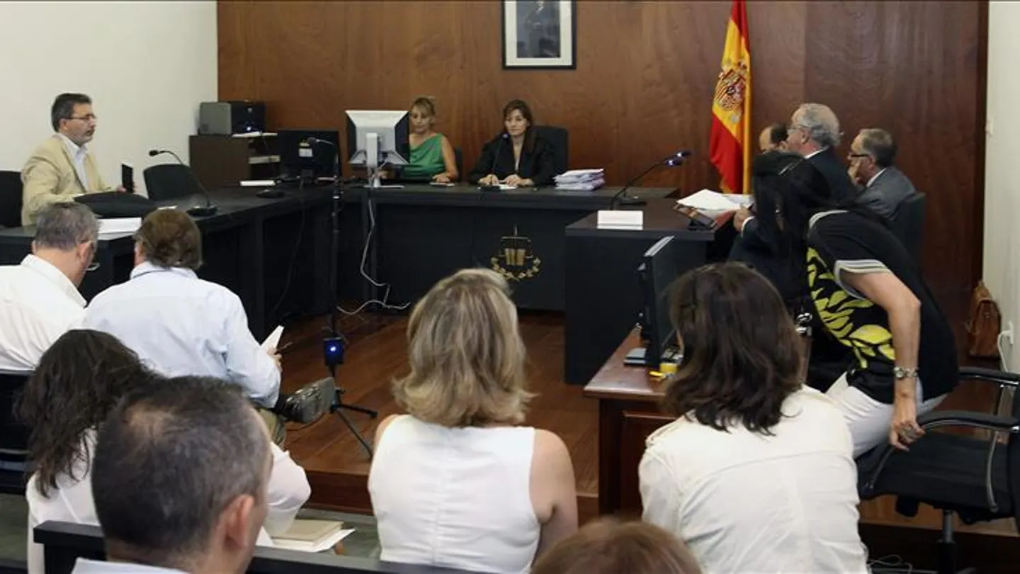 Tzaneen Internacional compra el Aeropuerto de Ciudad Real por 10.000 euros Tzaneen Internacional compra el Aeropuerto de Ciudad Real por 10.000 euros