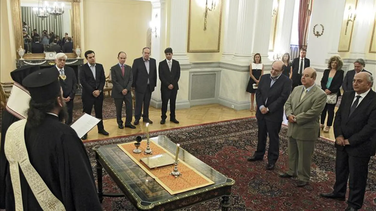 Toma de posesión de los nuevos ministros del Gobierno griego Toma de posesión de los nuevos ministros del Gobierno griego
