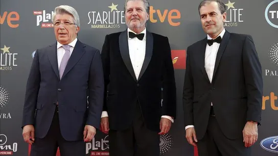 Enrique Cerezo, Íñigo Méndez de Vigo y Miguel Ángel Benzal en los premios Platino Enrique Cerezo, Íñigo Méndez de Vigo y Miguel Ángel Benzal en los premios Platino