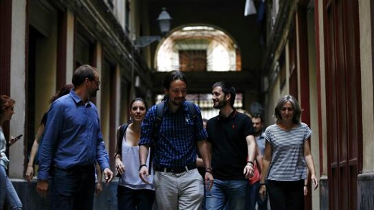El secretario general de Podemos, Pablo Iglesias, y los coordinadores nacionales de ICV Joan Herrera y Dolors Camats.