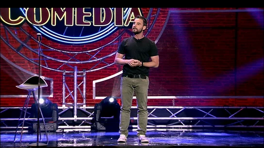 Dani Rovira: "'Cada niño de seis, un niño gratis' y nos pone un niño allí, en la taquilla" Dani Rovira: "'Cada niño de seis, un niño gratis' y nos pone un niño allí, en la taquilla"