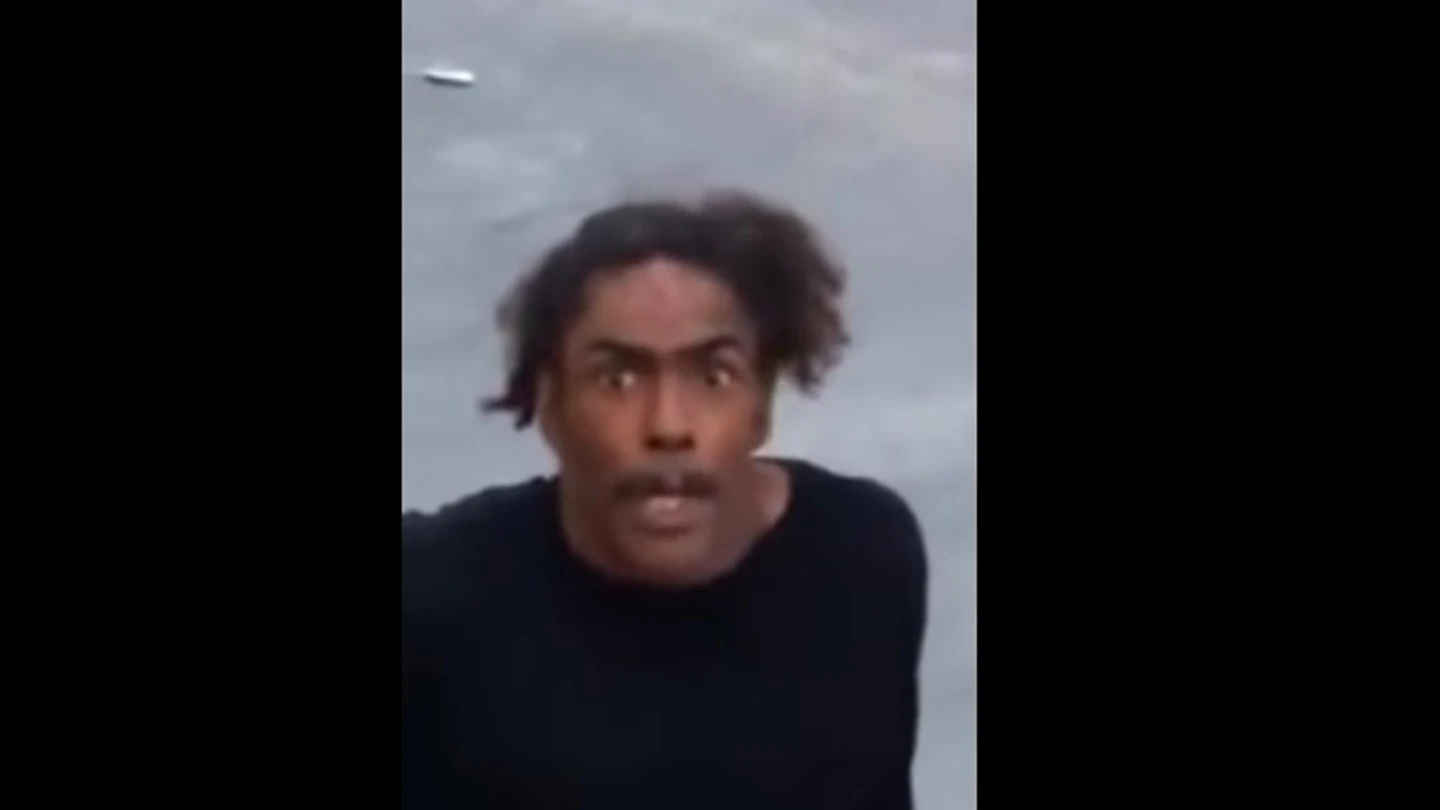 Un hombre que ha consumido Flakka o droga de Hulk Un hombre que ha consumido Flakka o droga de Hulk