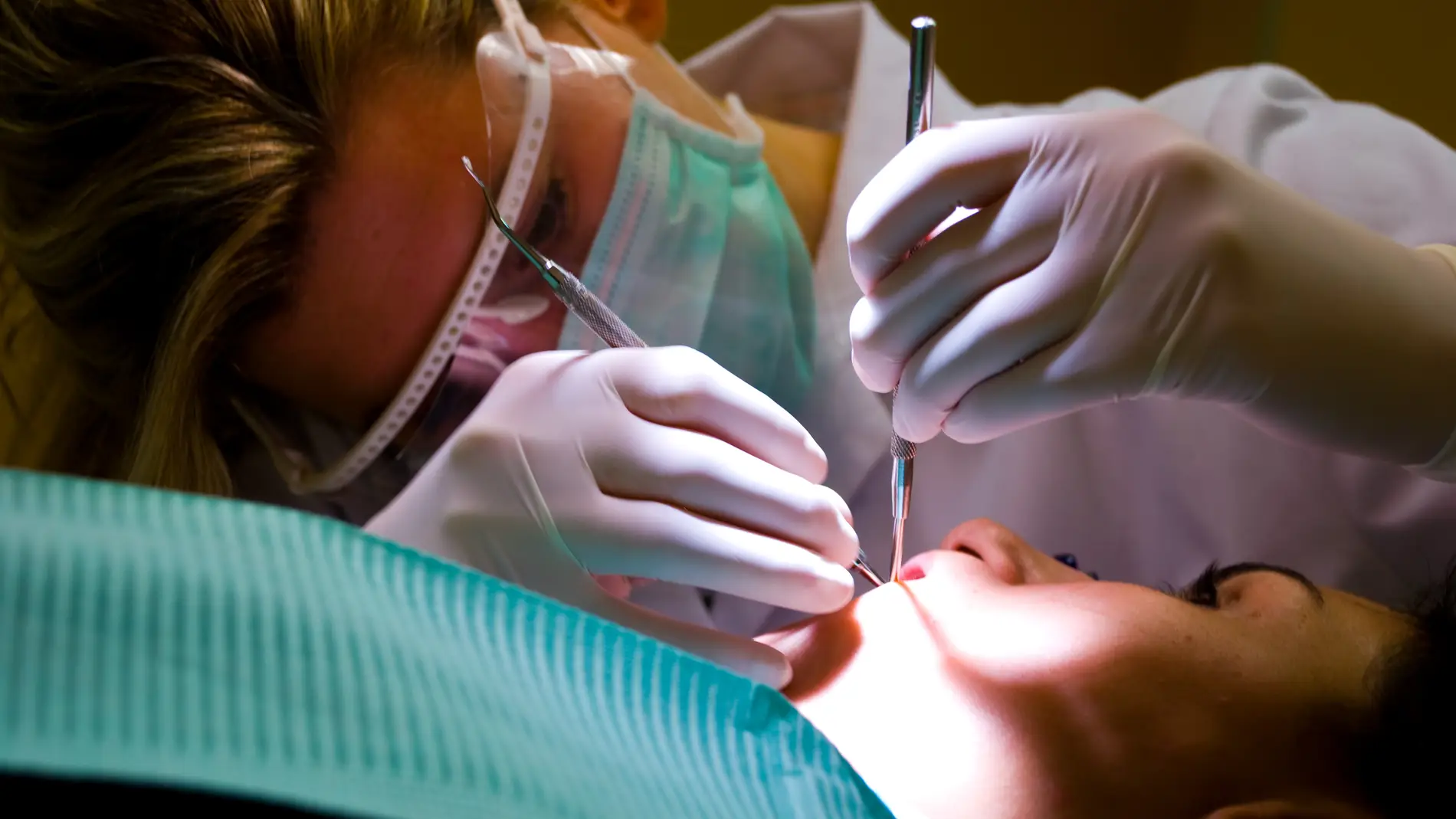Una paciente en el dentista