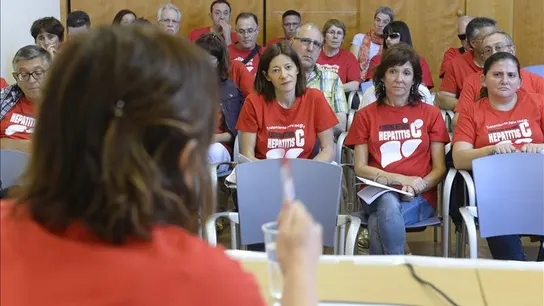 Reunión de una de las plataformas de afectados por la Hepatitis C Reunión de una de las plataformas de afectados por la Hepatitis C