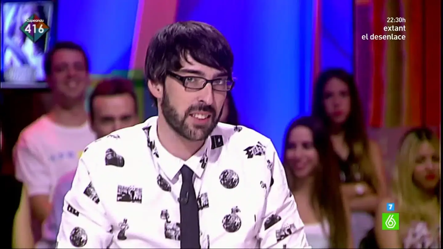 Quique Peinado: "El Auto-Tune puede hacer auténticos temazos como el vídeo del caloret o el single de Ylenia" Quique Peinado: "El Auto-Tune puede hacer auténticos temazos como el vídeo del caloret o el single de Ylenia"