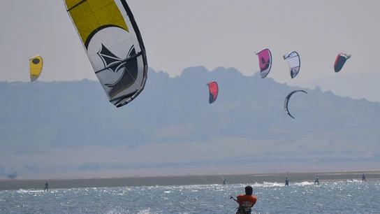 Practicando kitesurf Practicando kitesurf