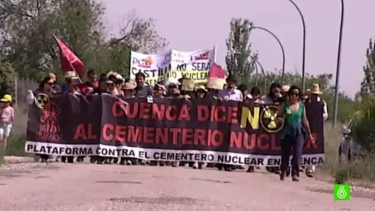 Protesta contra el cementerio nuclear en Villar de Cañas Protesta contra el cementerio nuclear en Villar de Cañas