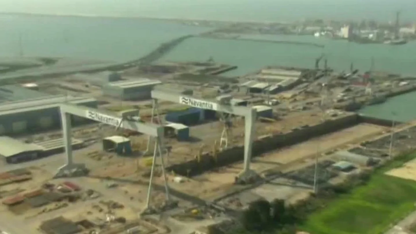 Los astilleros de Navantia en Galicia y Cádiz firman la construcción de cuatro petroleros Los astilleros de Navantia en Galicia y Cádiz firman la construcción de cuatro petroleros