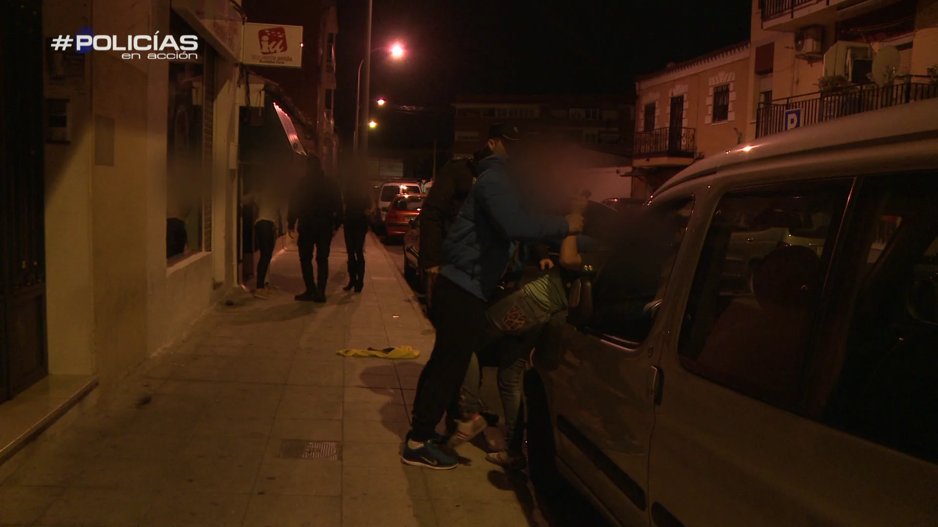 La Policía interviene una pelea callejera: "¿Cómo me voy a tranquilizar si yo no he hecho nada?"