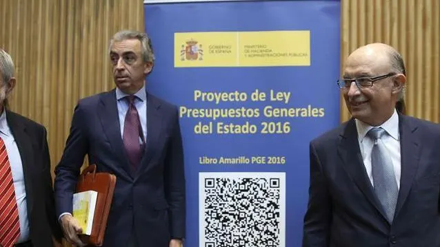 Cristóbal Montoro con el proyecto de los Presupuestos