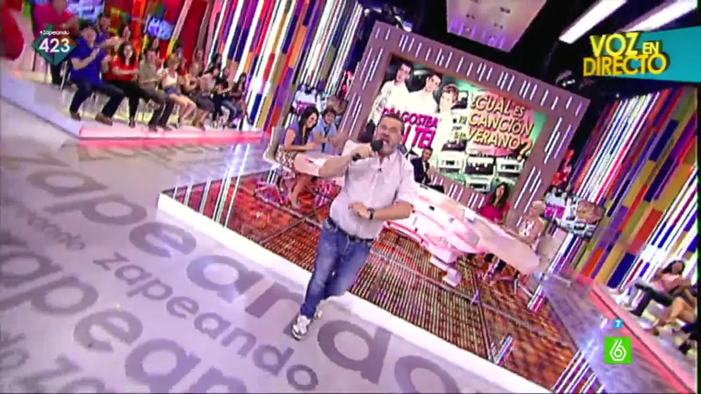 Miki Nadal se convierte en 'O-Zone' cantando 'Dragostea din tei' Miki Nadal se convierte en 'O-Zone' cantando 'Dragostea din tei'