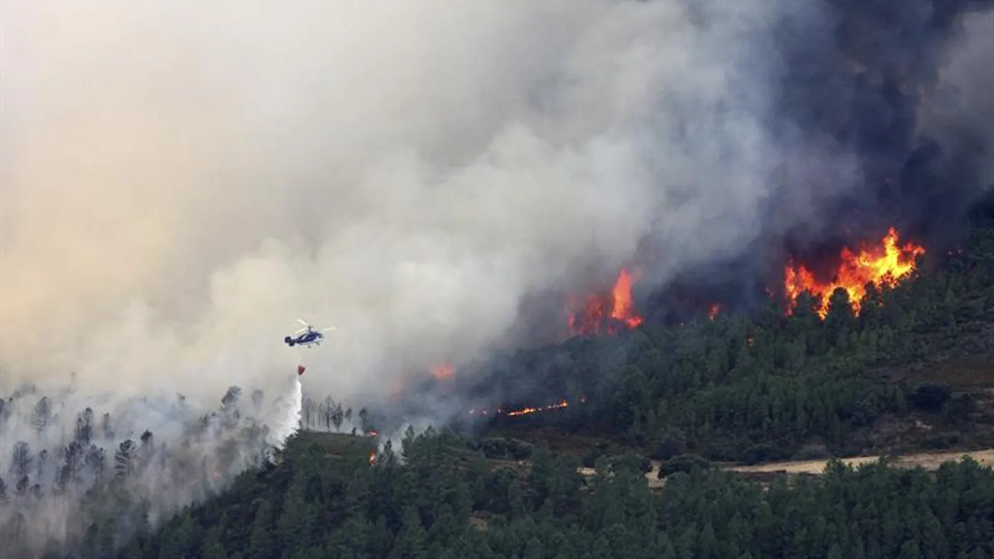 Incendio en la Sierra de Gata Incendio en la Sierra de Gata