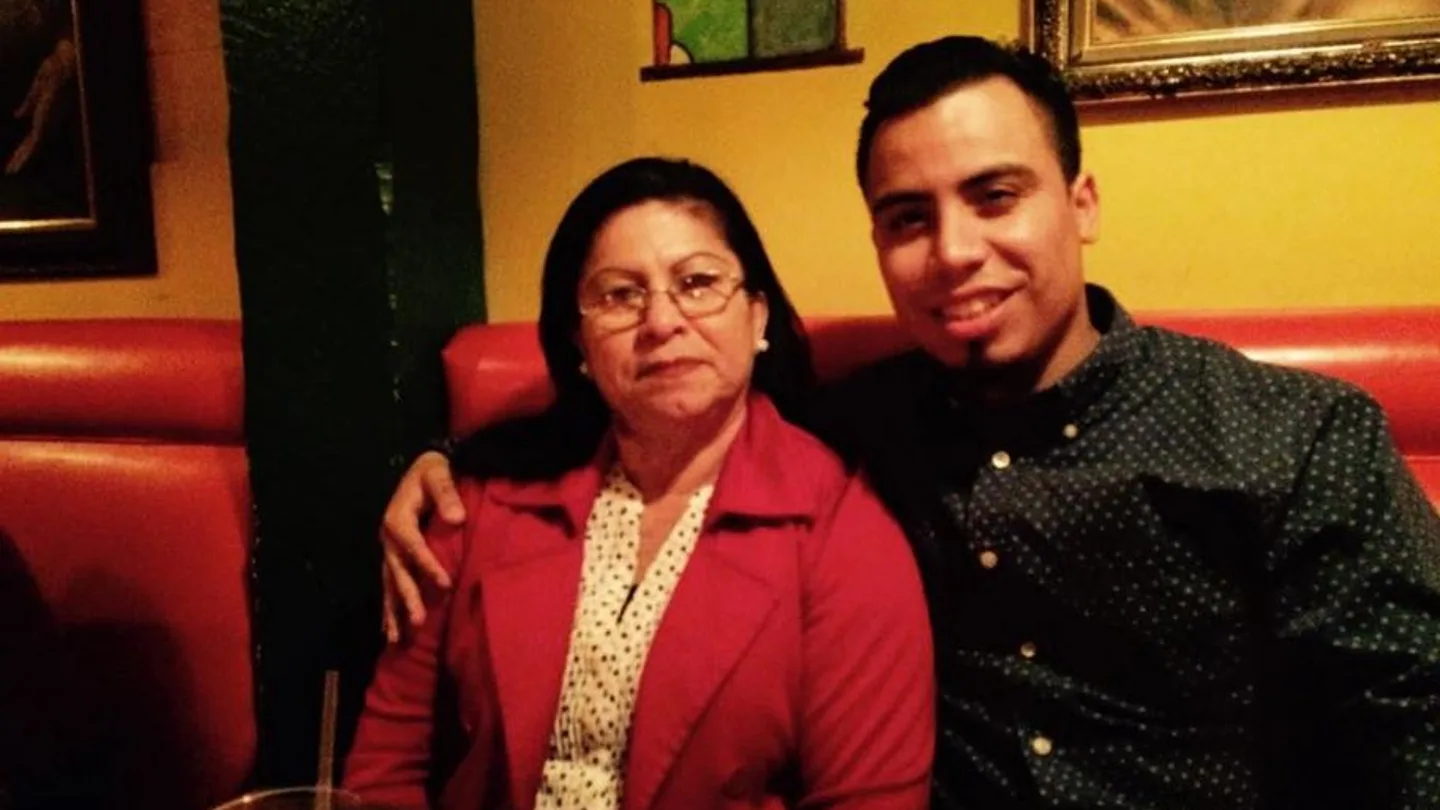 Norma Vásquez y su hijo, víctimas de un ataque racista en EEUU Norma Vásquez y su hijo, víctimas de un ataque racista en EEUU