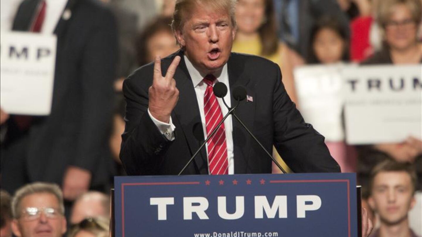 El magnate Donald Trump, durante una intervenci&oacute;n en Phoenix, Arizona (EE.UU.)