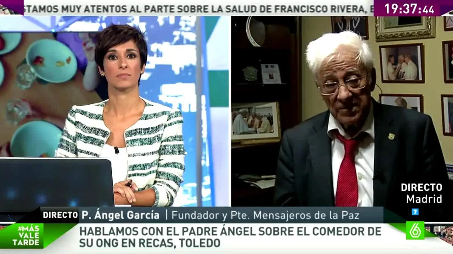 Padre Ángel: "Hemos discutido con el Ayuntamiento porque no querían dar de comer más que a los empadronados" Padre Ángel: "Hemos discutido con el Ayuntamiento porque no querían dar de comer más que a los empadronados"