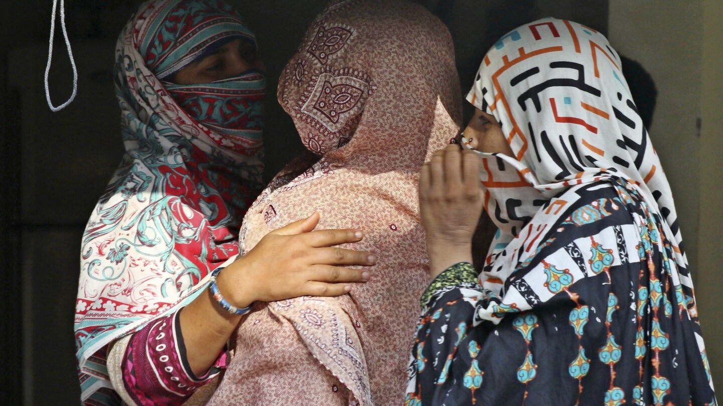 Algunas madres de las v&iacute;ctimas de los abusos