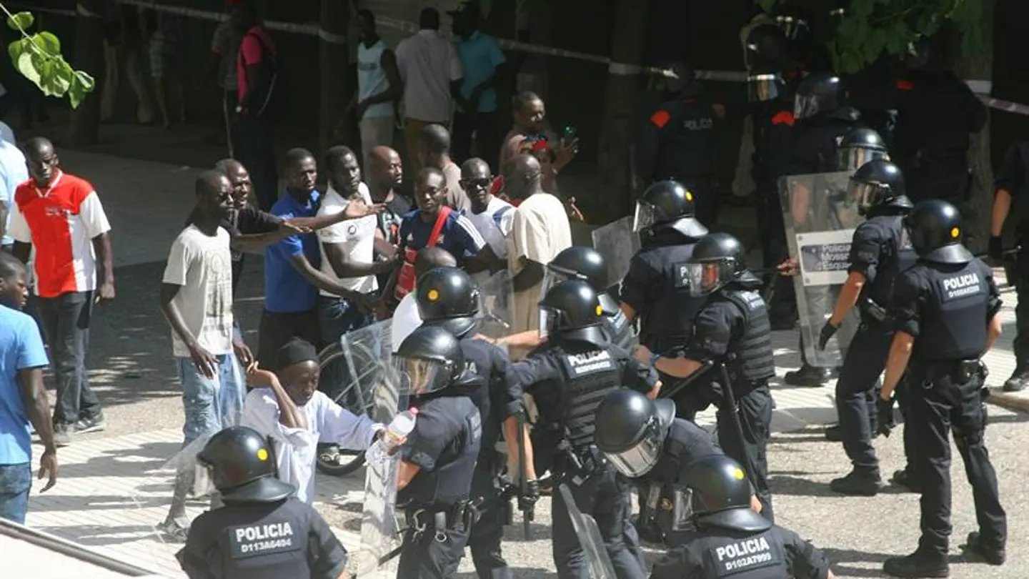 Disturbios en Salou tras la muerte de un senegalés Disturbios en Salou tras la muerte de un senegalés
