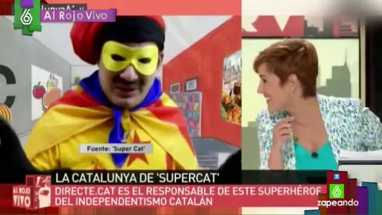 Cristina Pardo no puede aguantar la risa ante la aparición de 'Supercat' Cristina Pardo no puede aguantar la risa ante la aparición de 'Supercat'