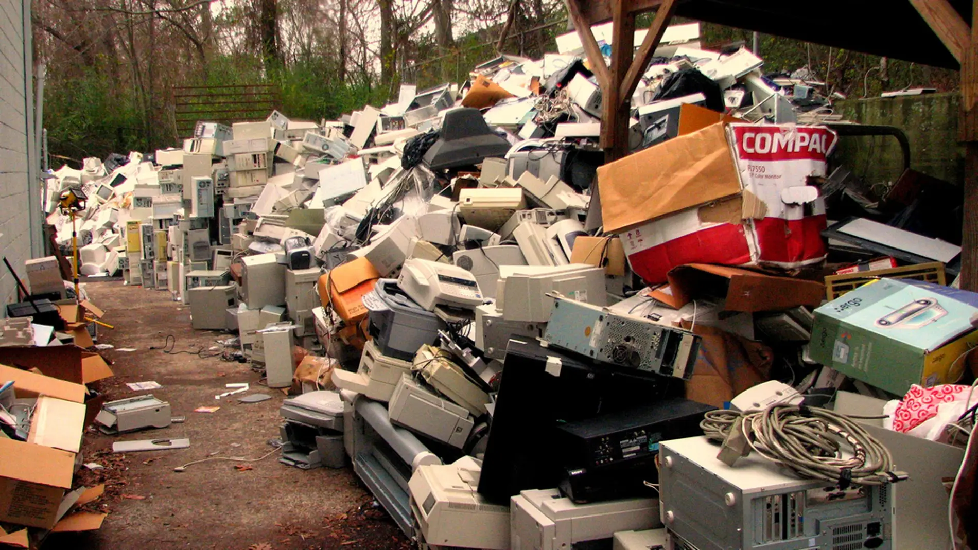 Toneladas de basura tecnológica