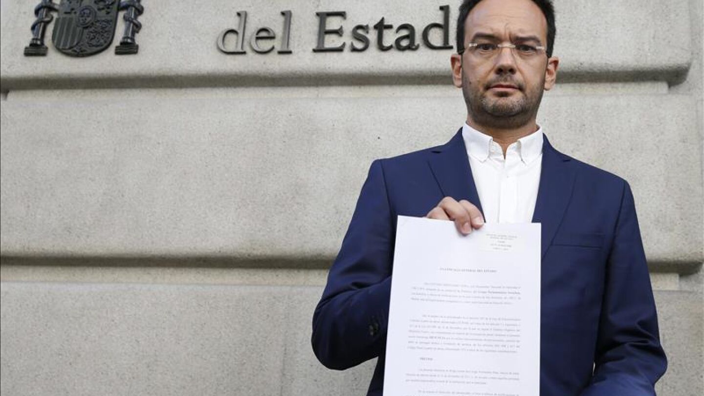 Antonio Hernando, en la Fiscal&iacute;a General del Estado