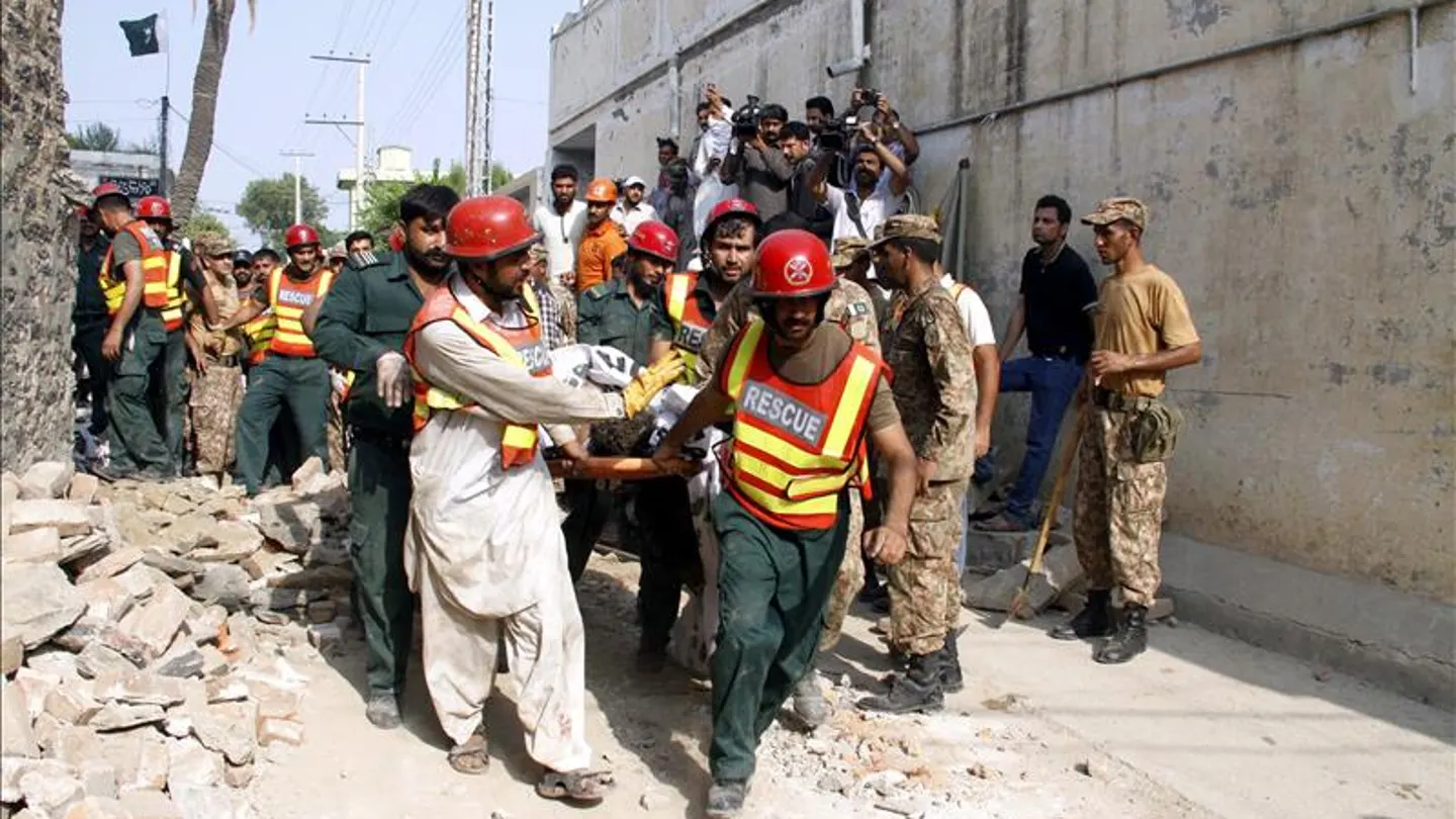 Un ataque suicida mata a un ministro en Pakistán Un ataque suicida mata a un ministro en Pakistán