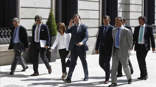 El Congreso avala el tercer rescate griego con el rechazo de Izquierda Plural El Congreso avala el tercer rescate griego con el rechazo de Izquierda Plural