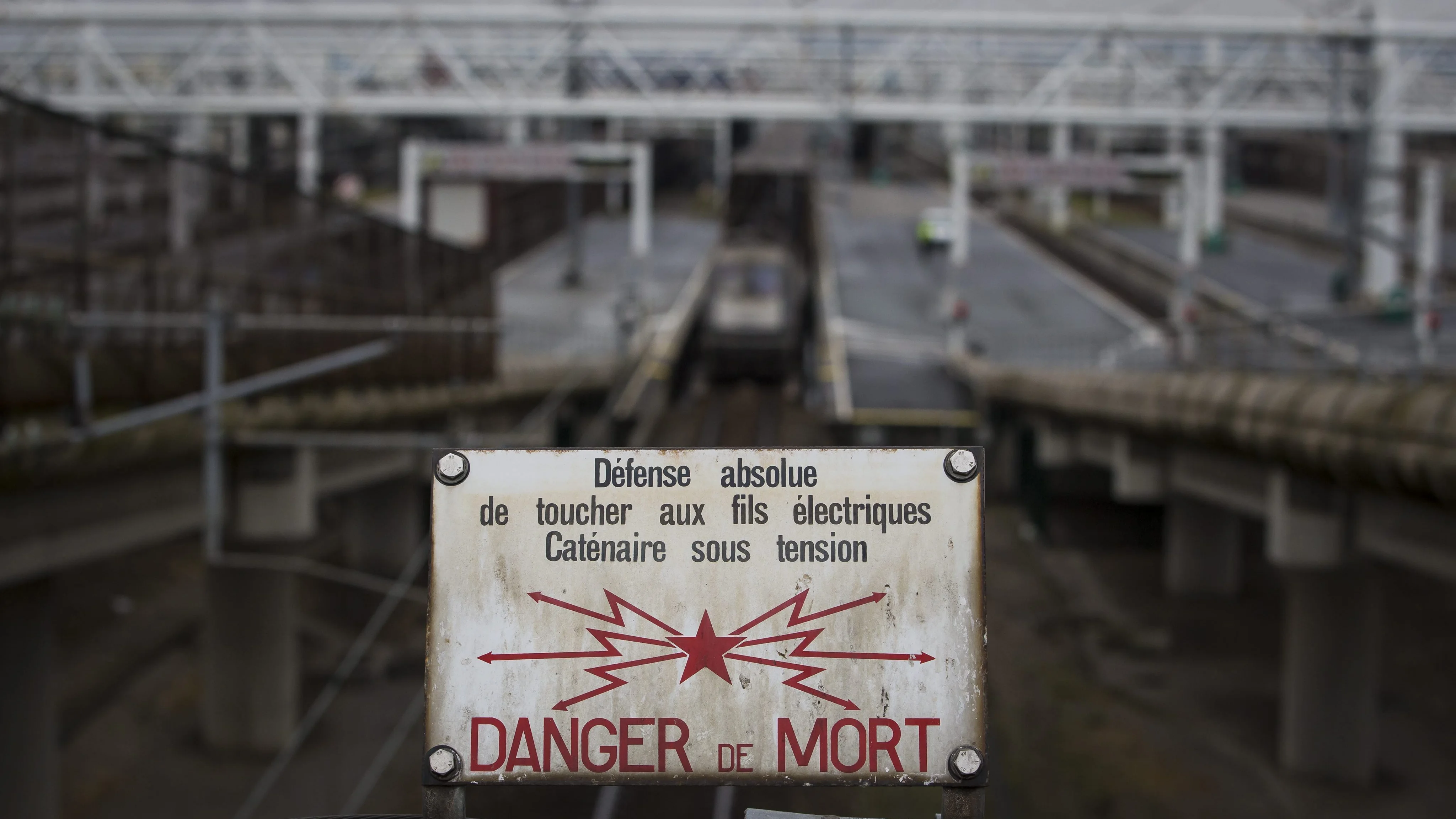 Una se&ntilde;al de peligro en el Eurot&uacute;nel