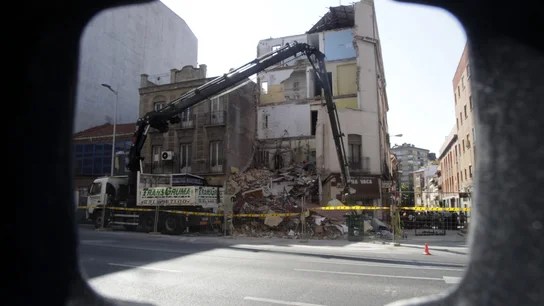 Vista de la zona del edificio derrumbado Vista de la zona del edificio derrumbado