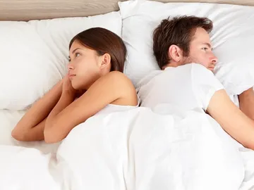 Los hombres eyaculan más rápido con un estímulo femenino nuevo. Los hombres eyaculan más rápido con un estímulo femenino nuevo.