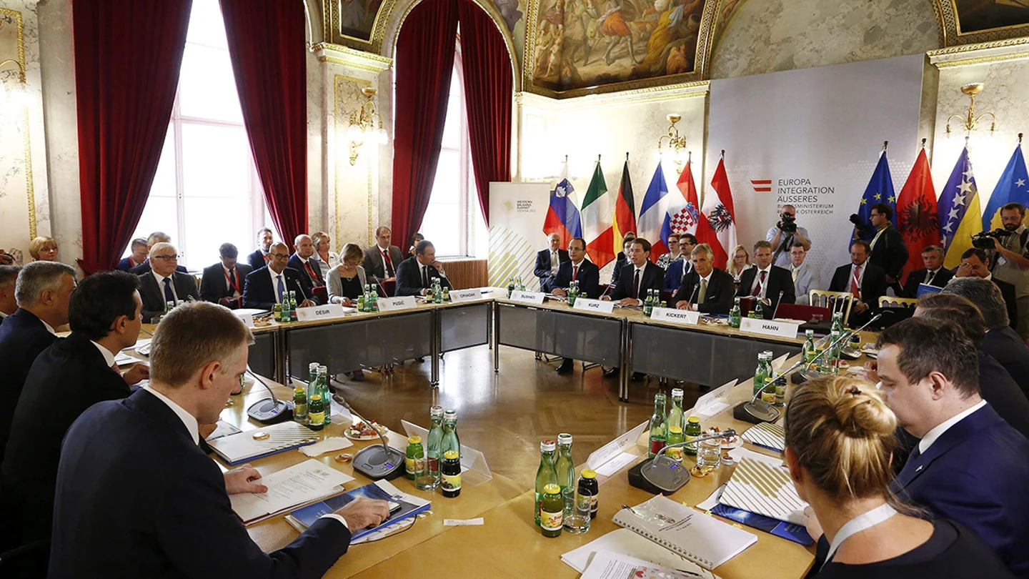 Vista de la reunión de Ministros de Exteriores en el marco de la cumbre de los Balcanes en Viena Vista de la reunión de Ministros de Exteriores en el marco de la cumbre de los Balcanes en Viena