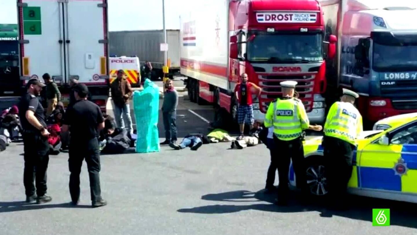 Interceptan otro cami&oacute;n al sur de Londres con 27 inmigrantes en su interior