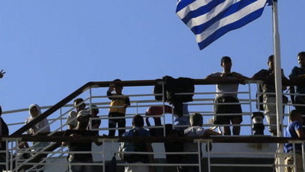 Refugiados a bordo del ‘Eleftherios Venizelos’