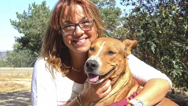 Naif junto a su nueva due&ntilde;a