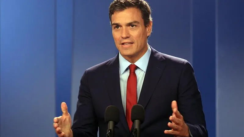 Pedro Sánchez: "El señor Rajoy que tanto habla de España, qué poco la quiere y que mal la defiende"