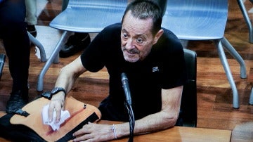 Julián Muñoz durante su juicio