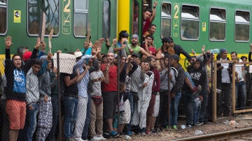 Refugiados en la estación de tren