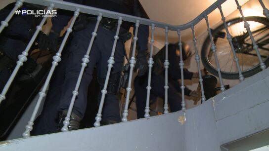 Vuelve 'Polic&iacute;as en acci&oacute;n': "&iexcl;A este le trinc&aacute;is y le sac&aacute;is!"