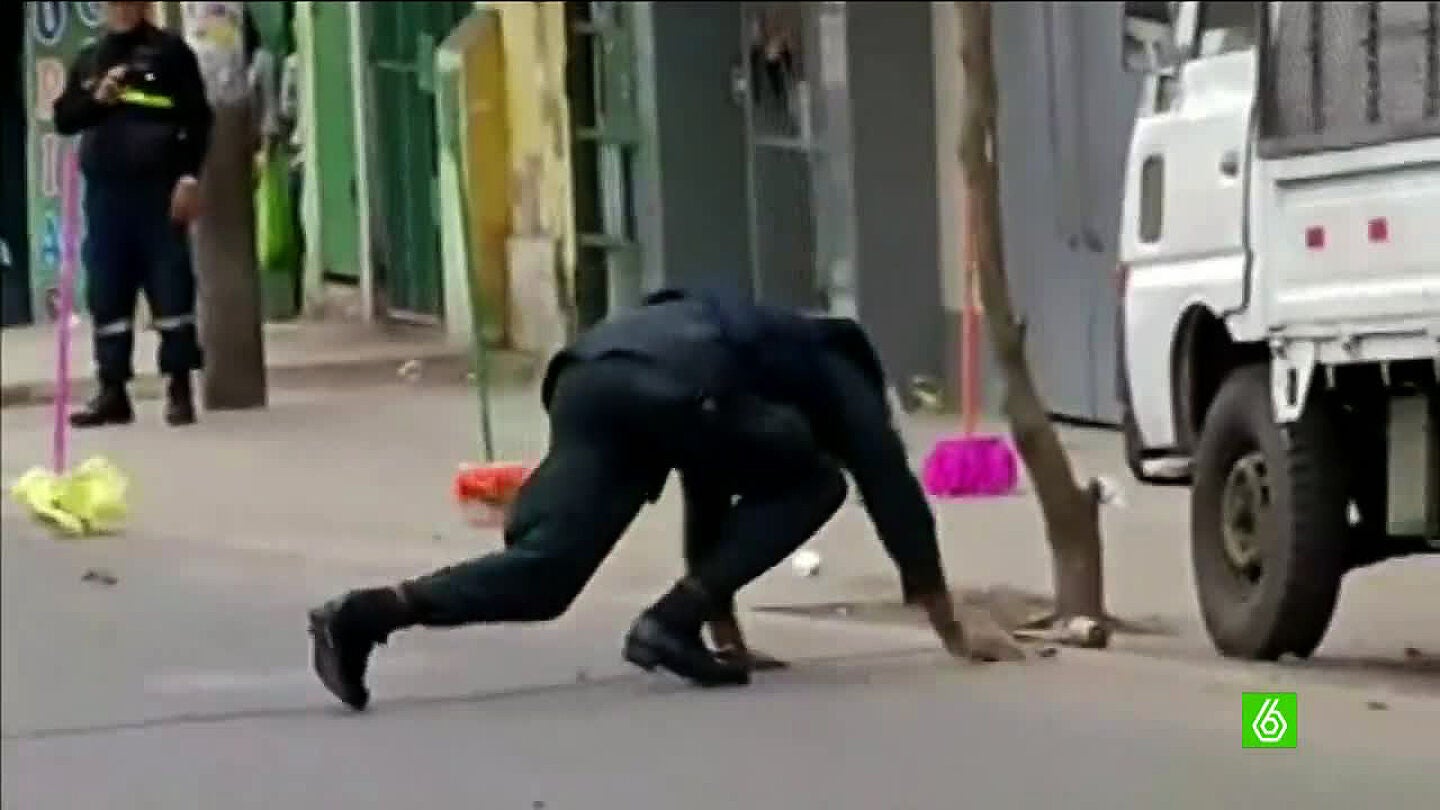 Polic&iacute;a peruano