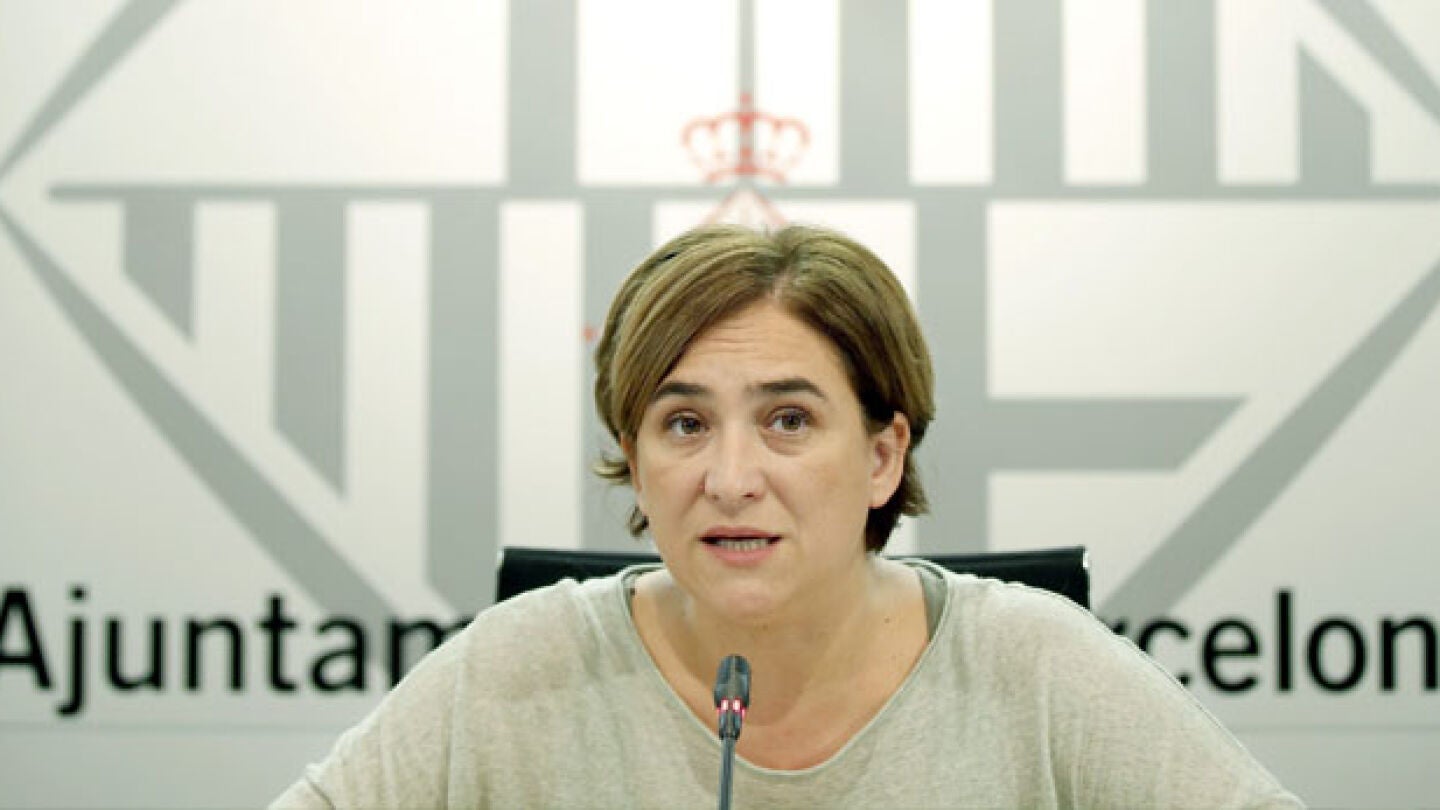 Colau ante los medios