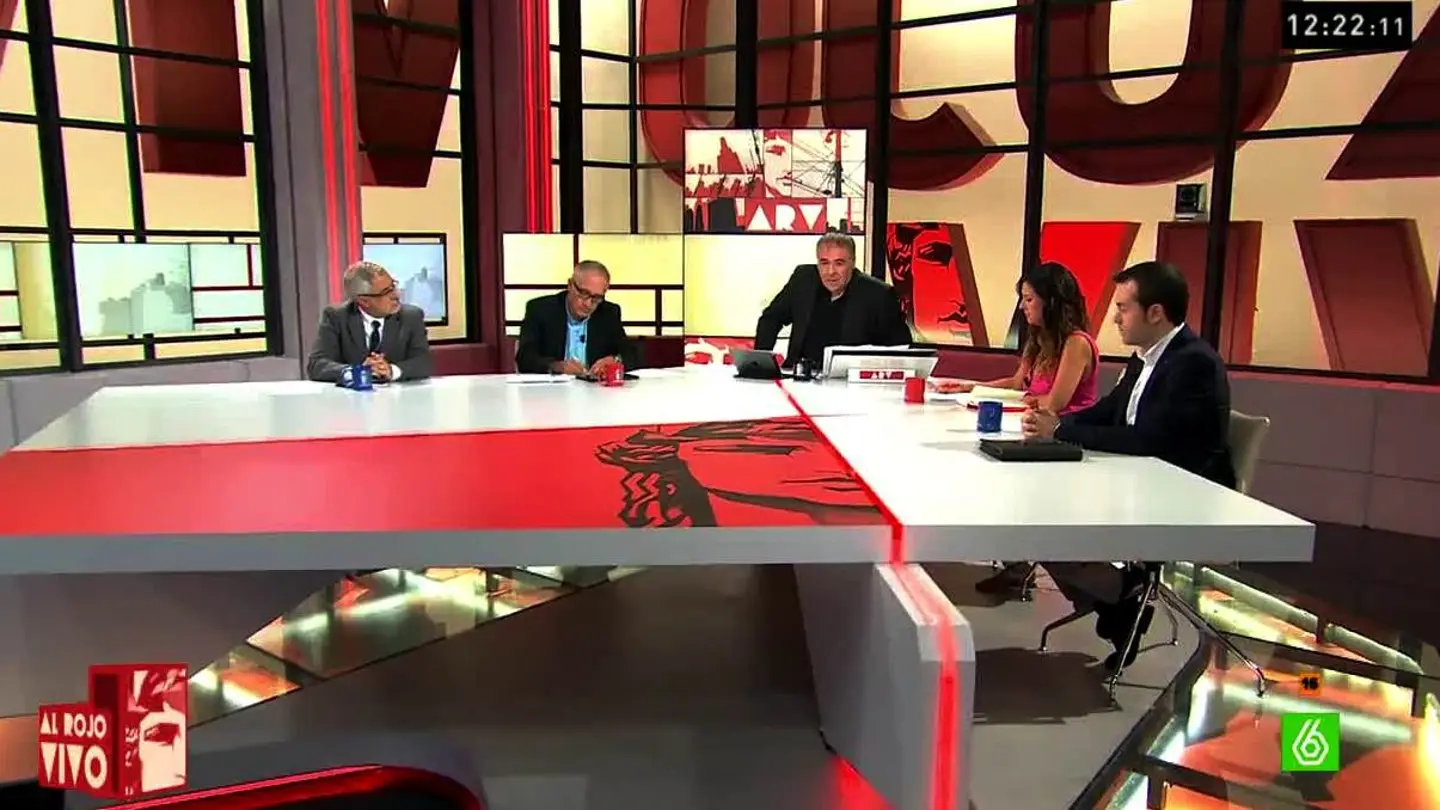 Mesa de Al Rojo Vivo Mesa de Al Rojo Vivo