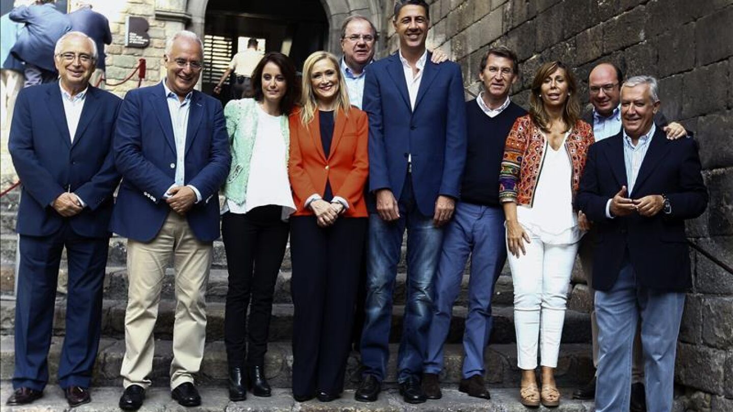  En el acto de campa&ntilde;a electoral donde se ha le&iacute;do la 'Declaraci&oacute;n de Barcelona' en defensa de la unidad de Espa&ntilde;a