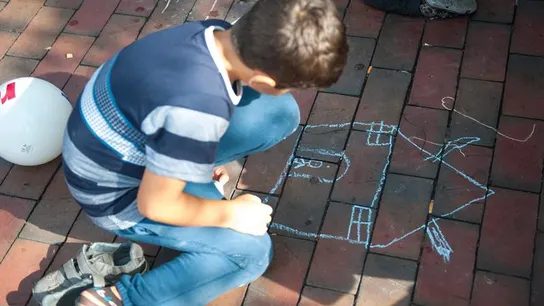 Niño refugiado Niño refugiado