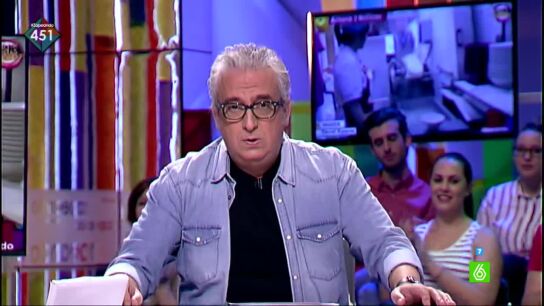 leo Harlem critica a un robot que parte fideos en Pek&iacute;n